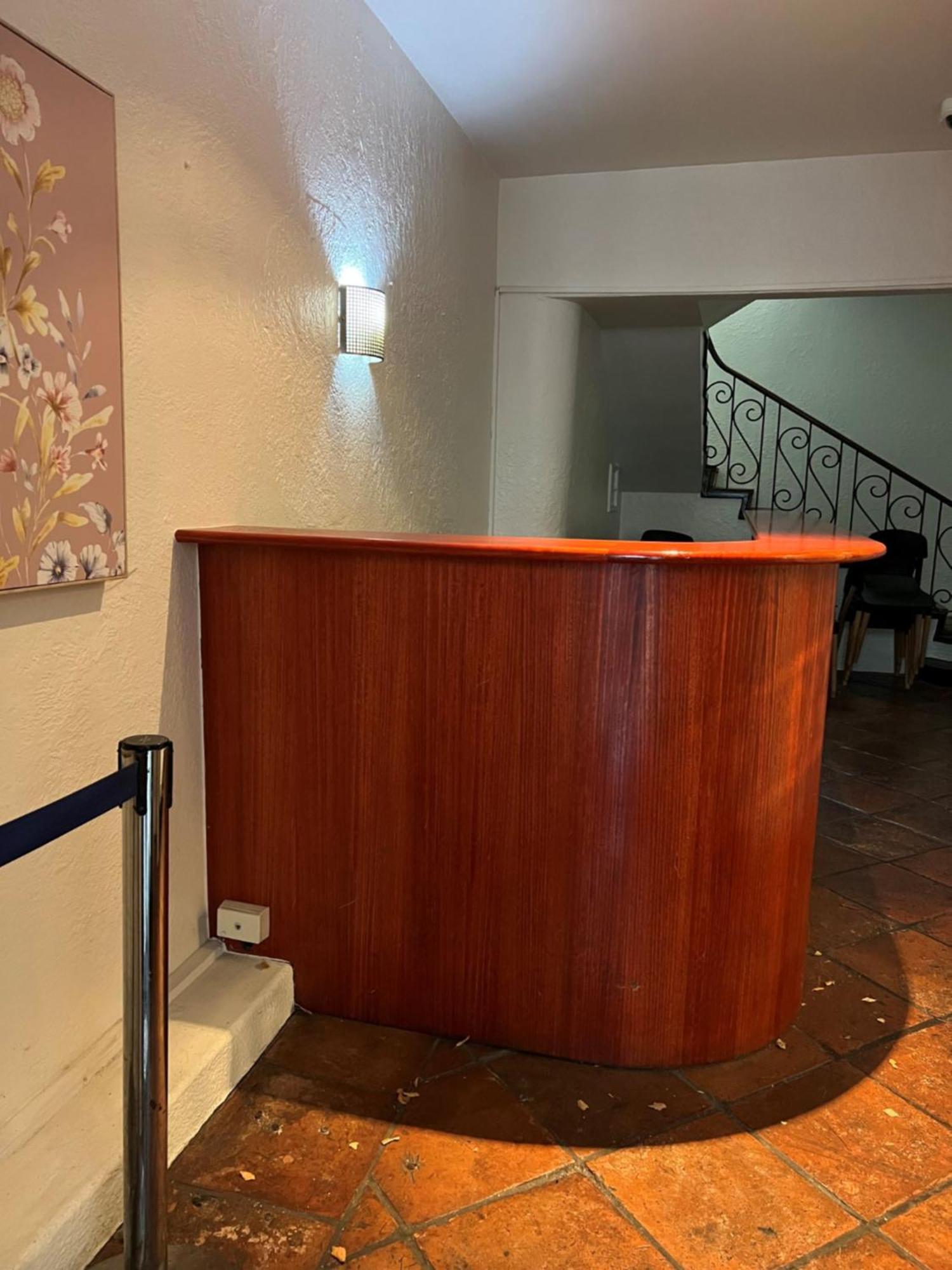 Star Bar Cafe & Hotel Лонсестън Екстериор снимка