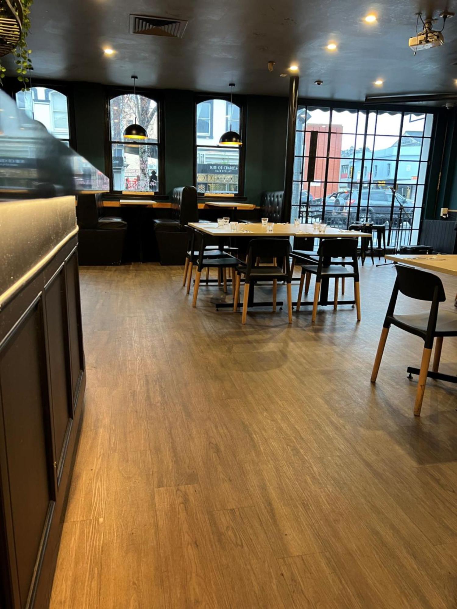 Star Bar Cafe & Hotel Лонсестън Екстериор снимка
