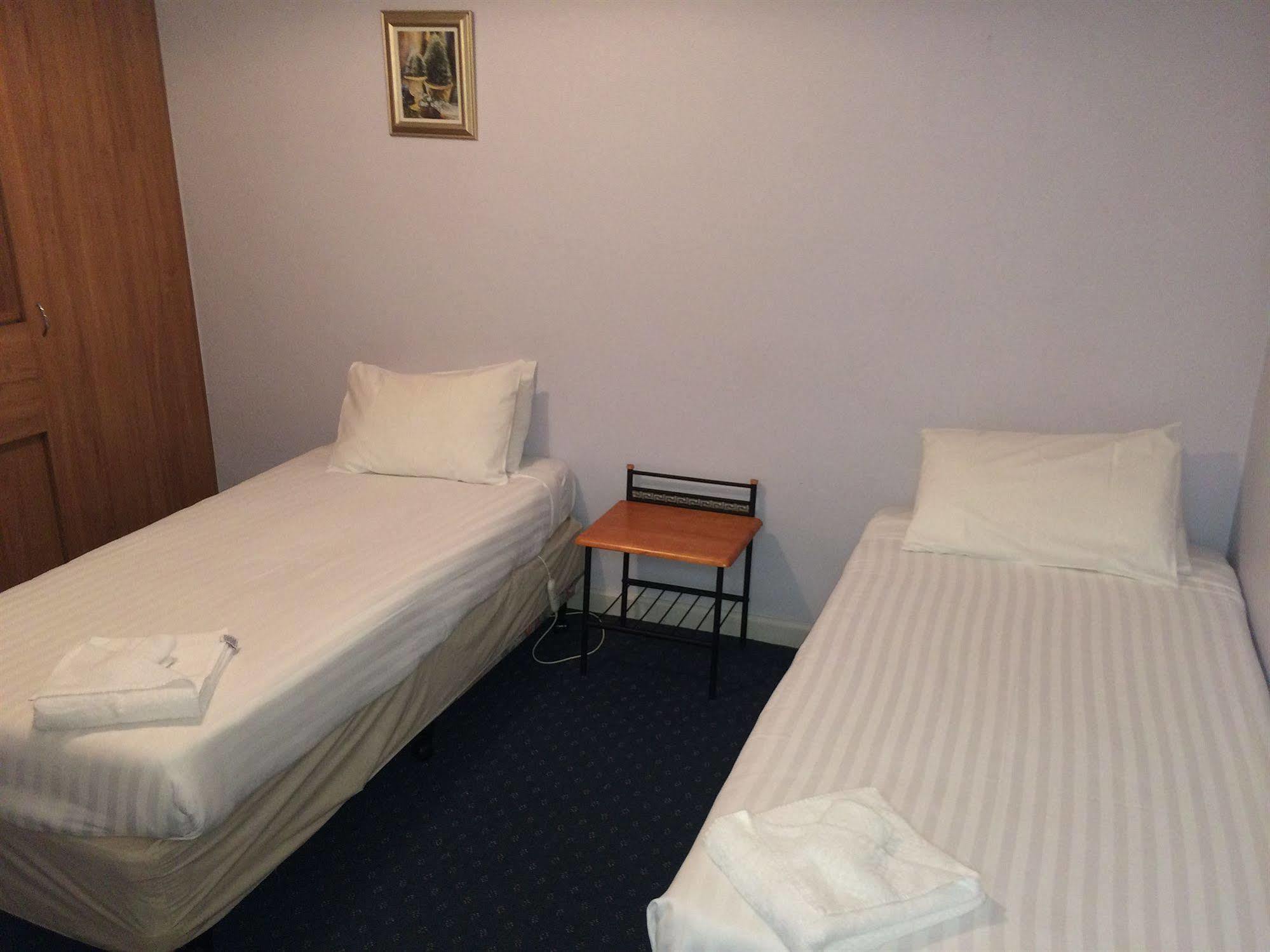 Star Bar Cafe & Hotel Лонсестън Екстериор снимка